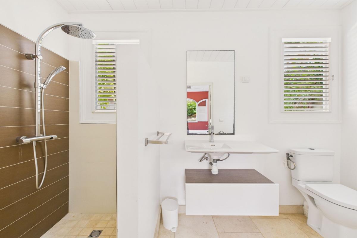 29 Location Villa 10 personnes Martinique - sdd chambre 3